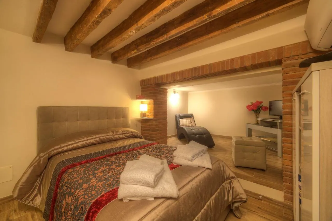 Duomo Luxury Apartment 
