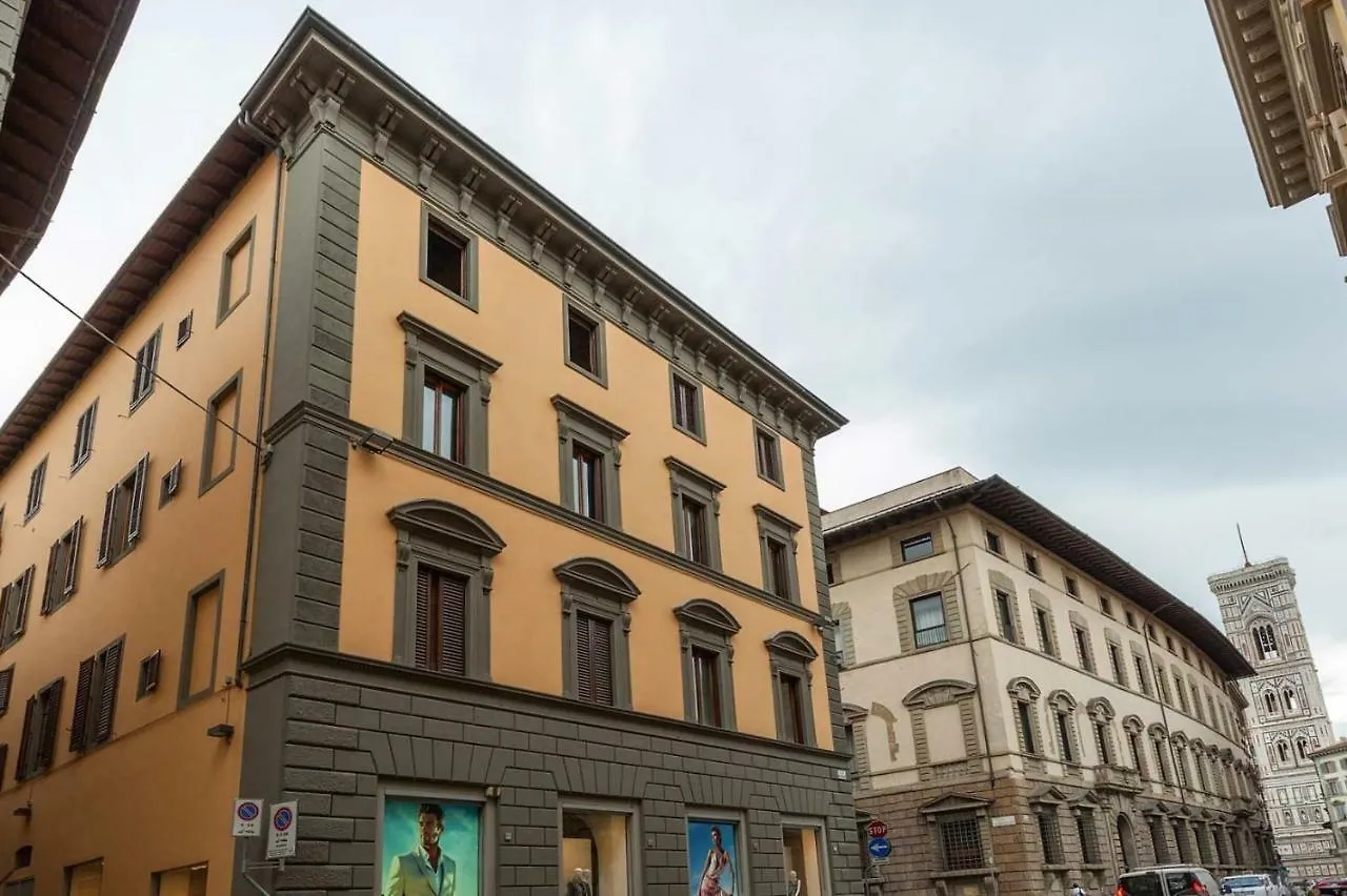 Duomo Luxury Apartment 