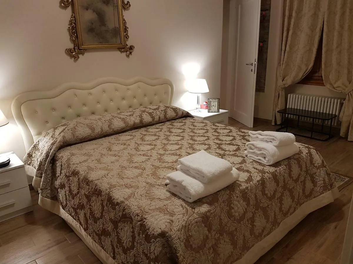 Duomo Luxury Apartment 